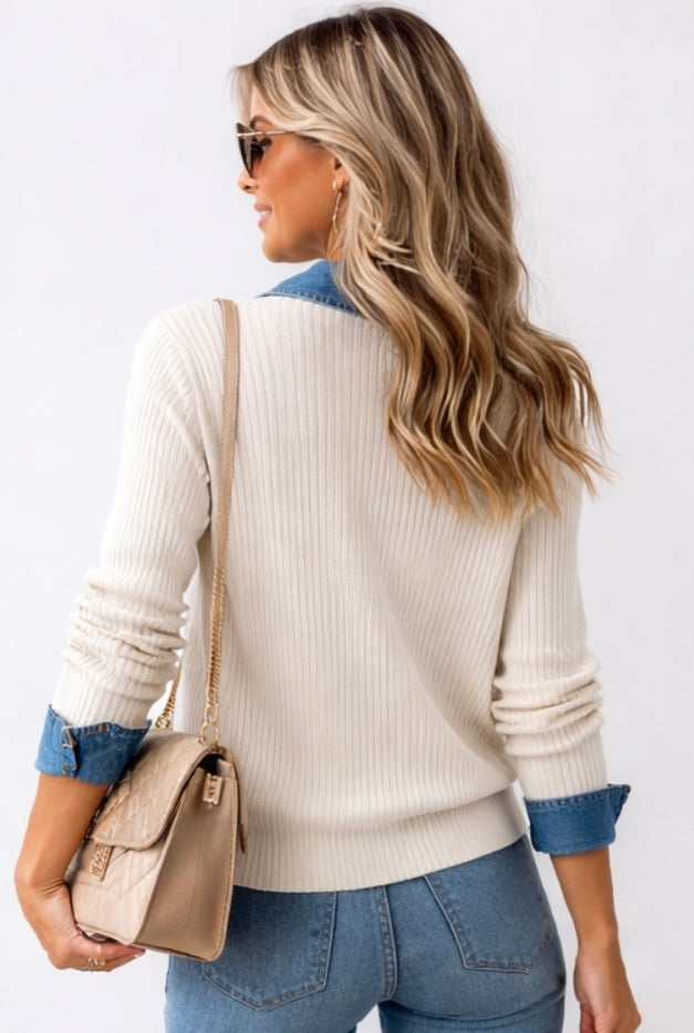 Jersey canalé combinado con cuello denim